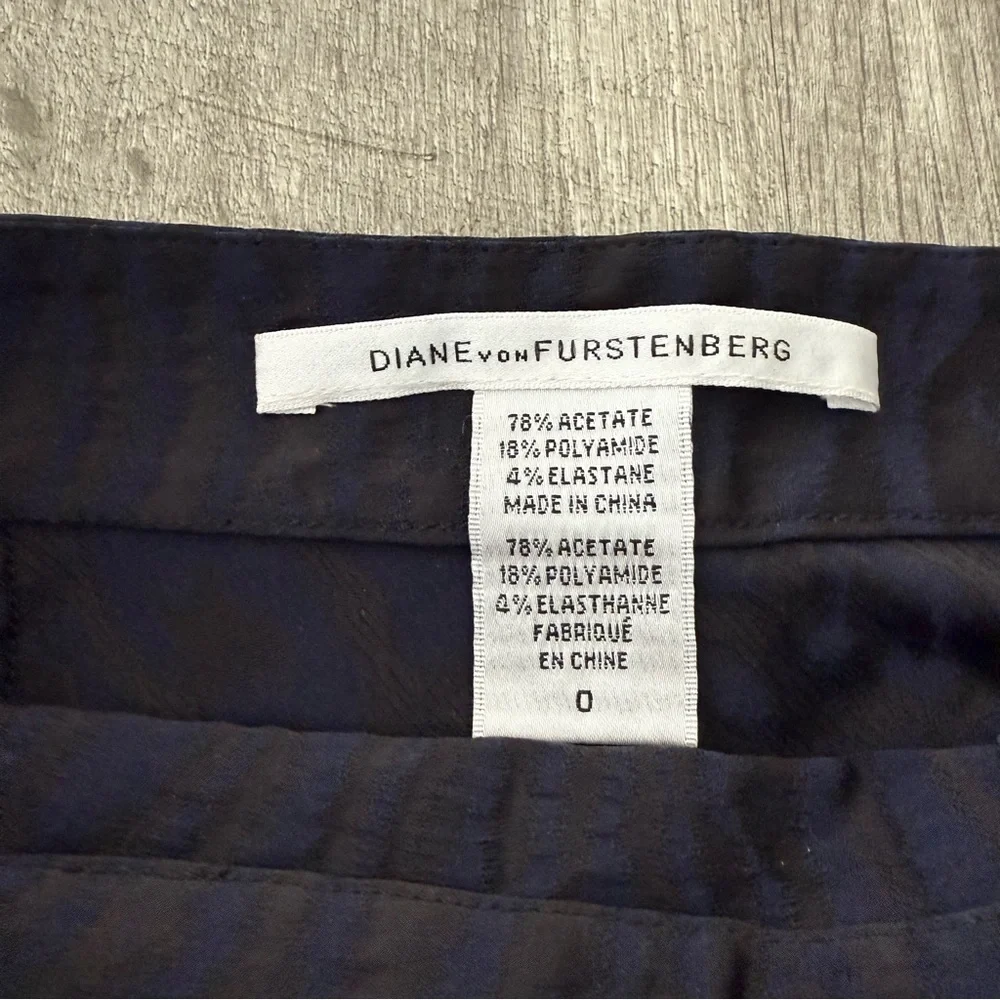 Diane Von Furstenberg stunning skirt